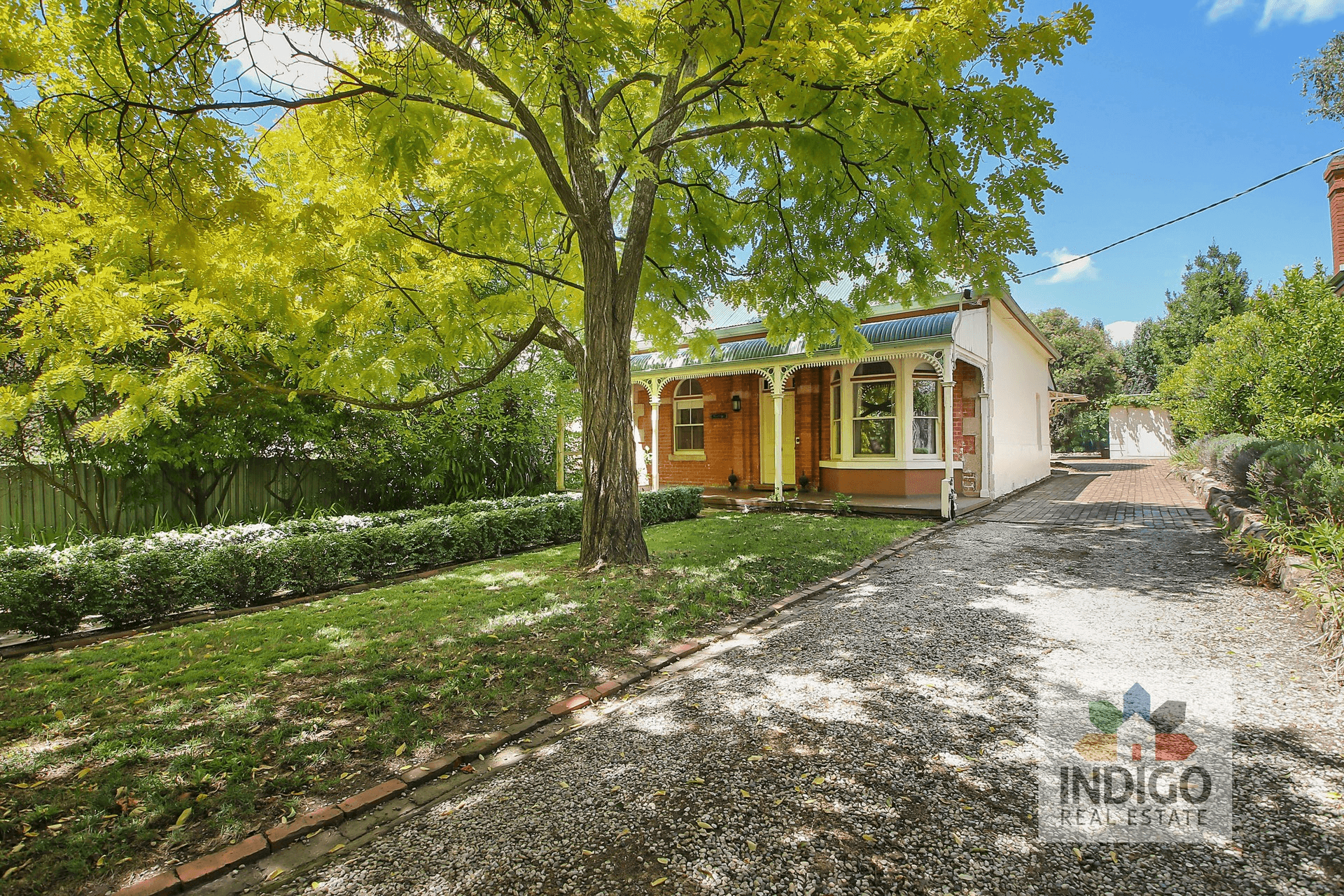 2 Finch Street, Beechworth, VIC 3747