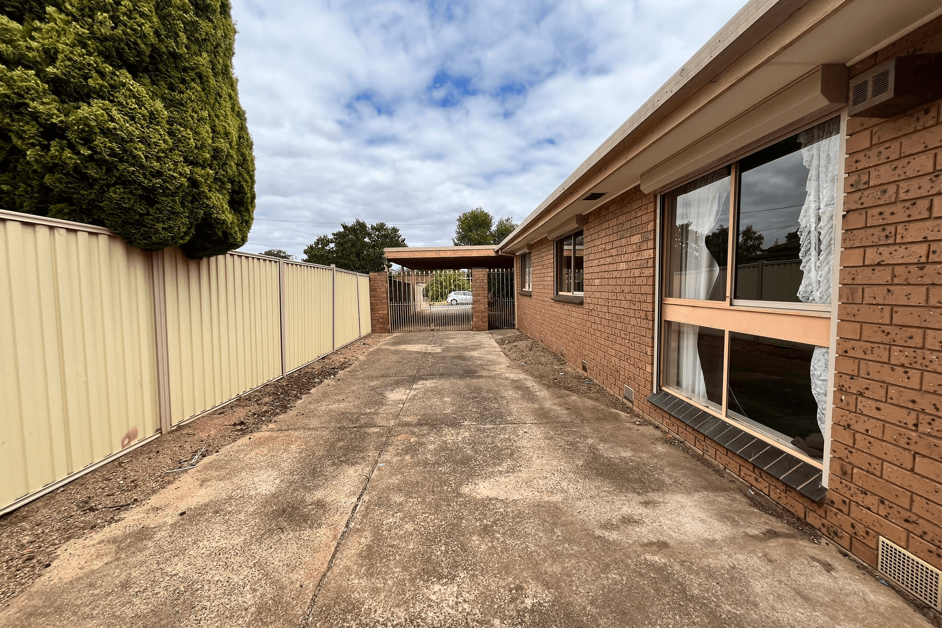 6 Joan Street, Melton, VIC 3337