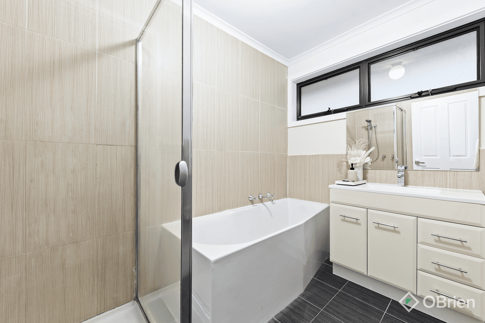 192 Gladstone Road, Dandenong North, VIC 3175