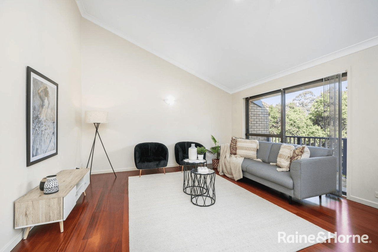 32/61 Crane Road, CASTLE HILL, NSW 2154