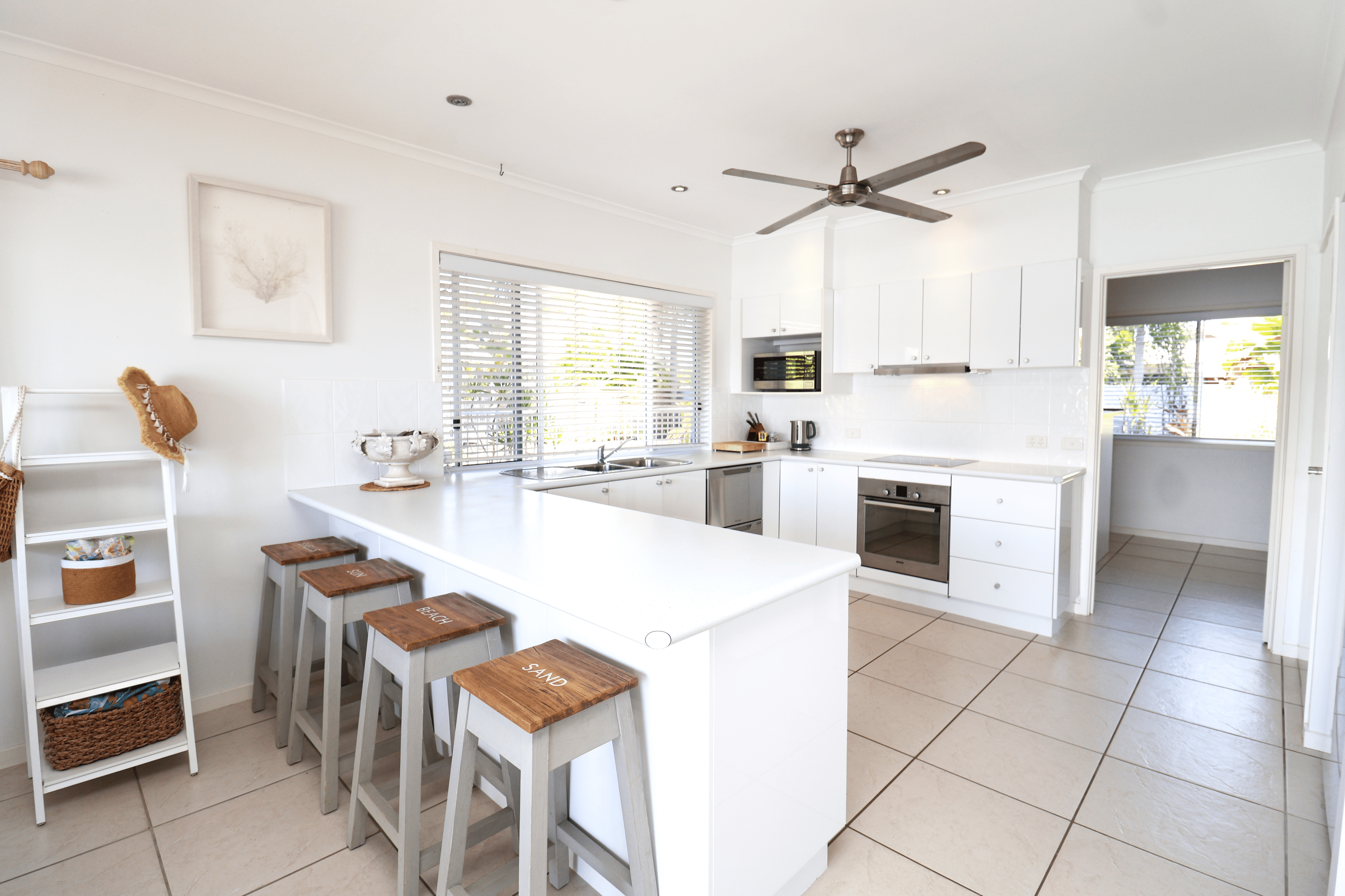 1 Poinciana Bvd, Cardwell, QLD 4849