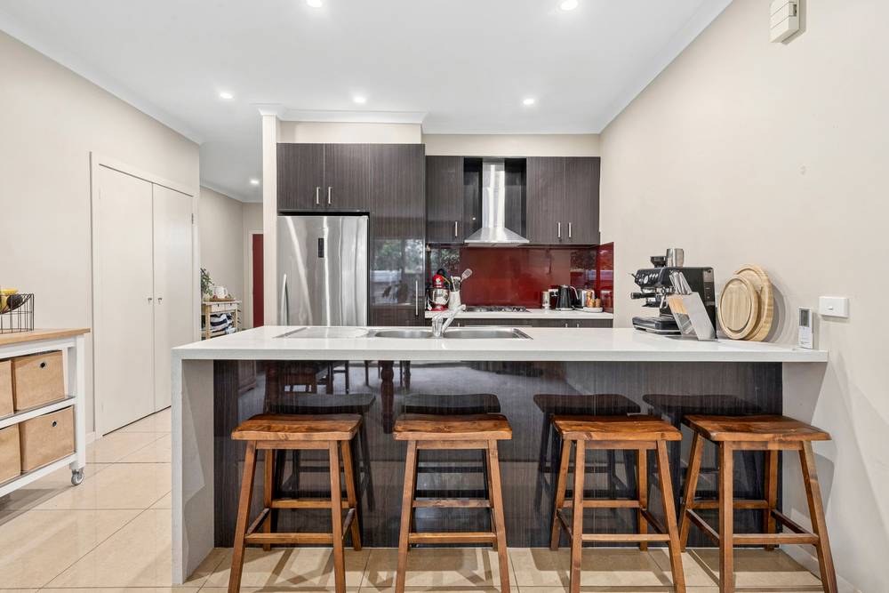 2/100-108 West Fyans Street, Newtown, VIC 3220