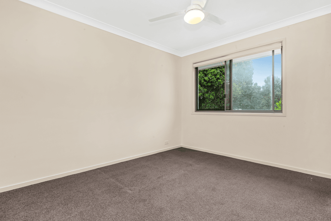 176 Khartoum Street, GORDON PARK, QLD 4031