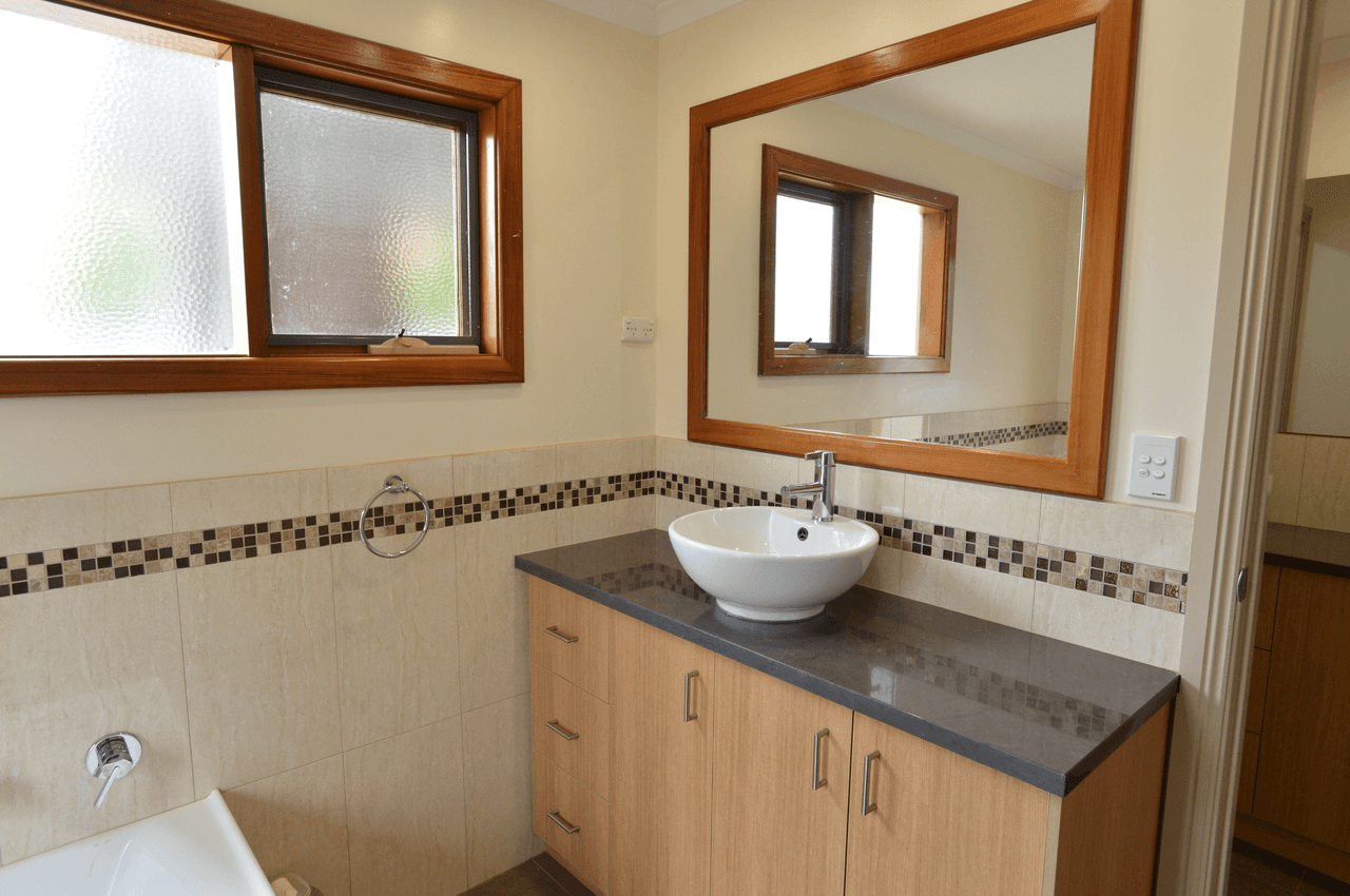 7 KING EDWARD Terrace, JAMESTOWN, SA 5491