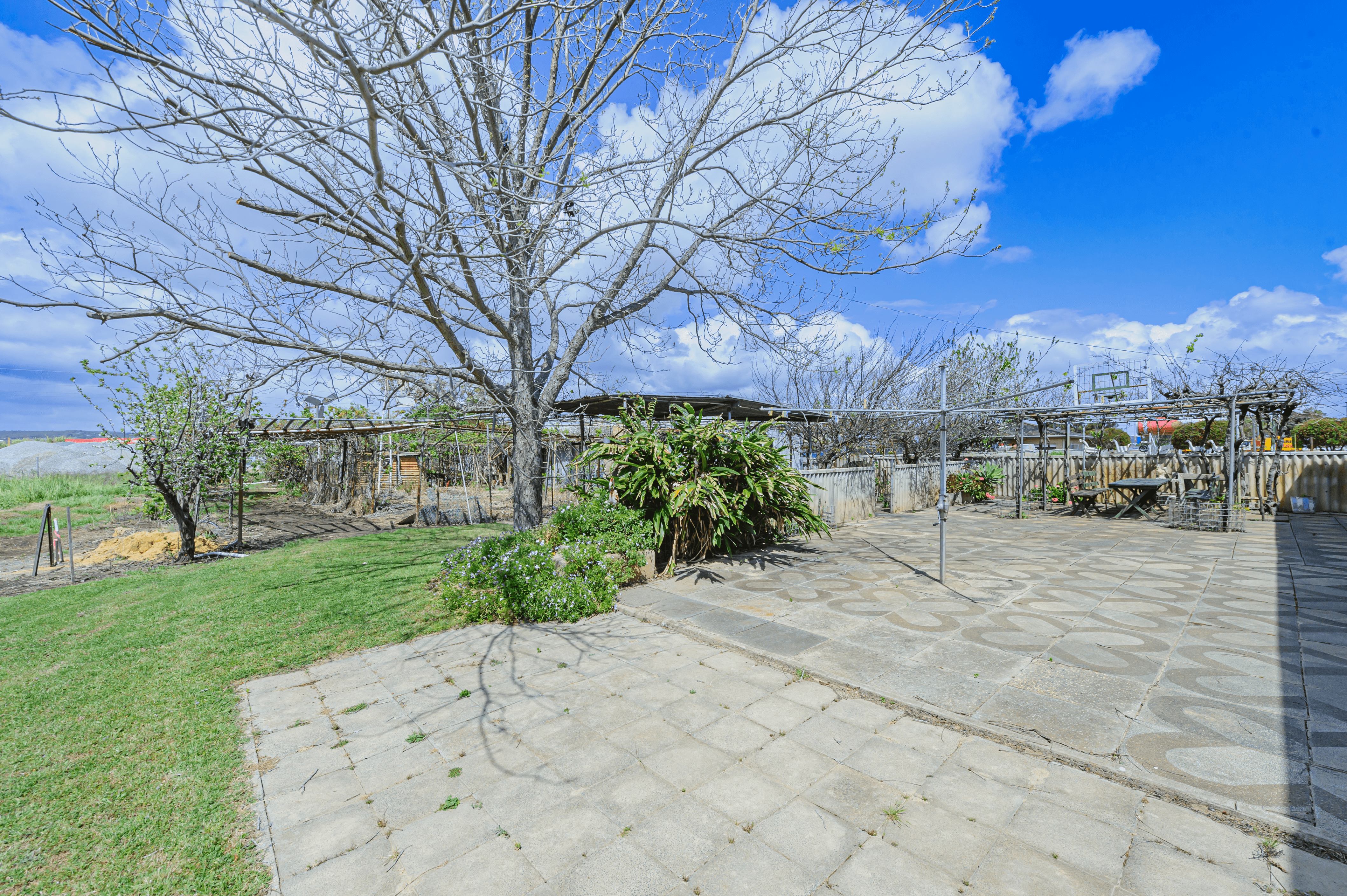 2 Brockman Road, Midland, WA 6056