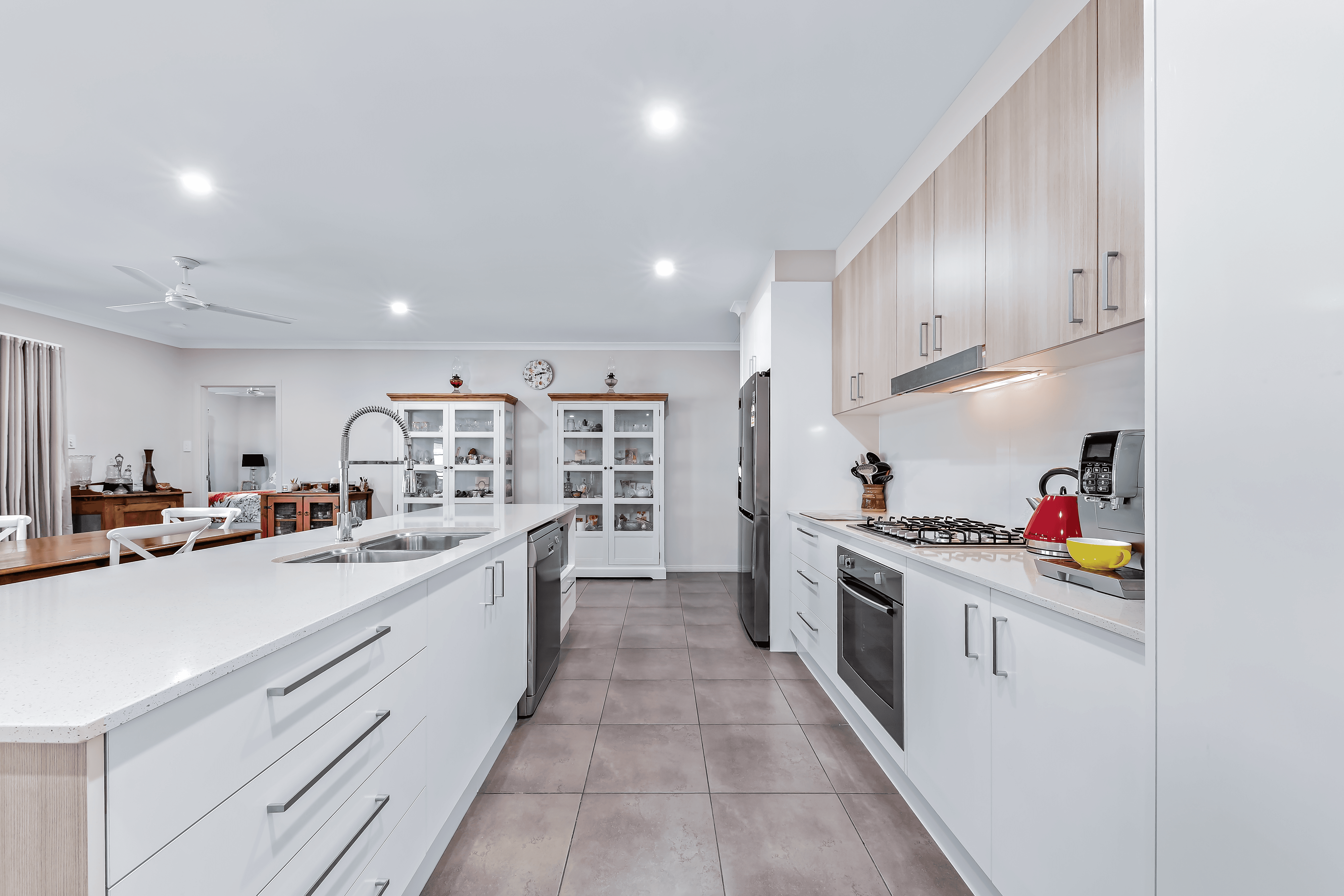 32 Twin Creek Court, CANNONVALE, QLD 4802