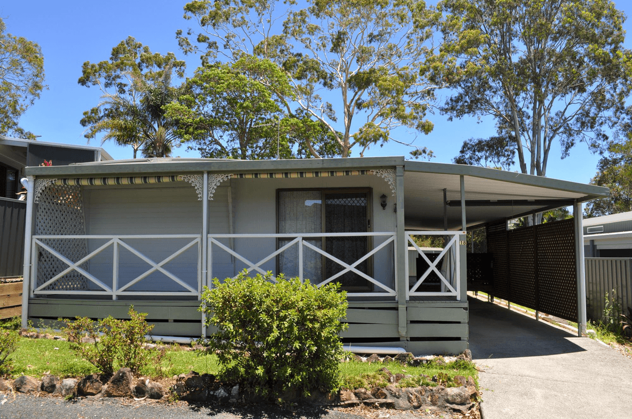 18/8 Hearnes Lake Road, WOOLGOOLGA, NSW 2456