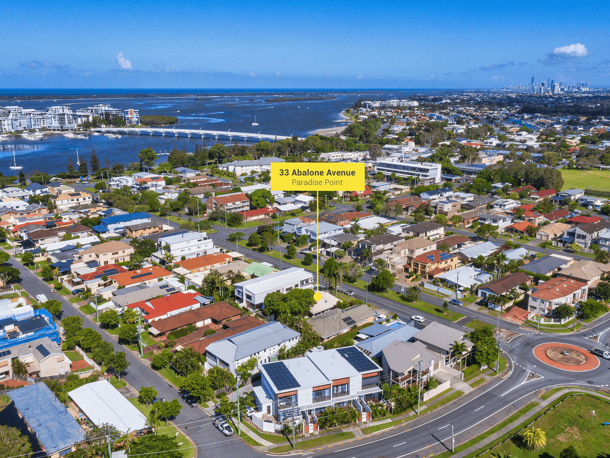 33 Abalone Avenue, PARADISE POINT, QLD 4216