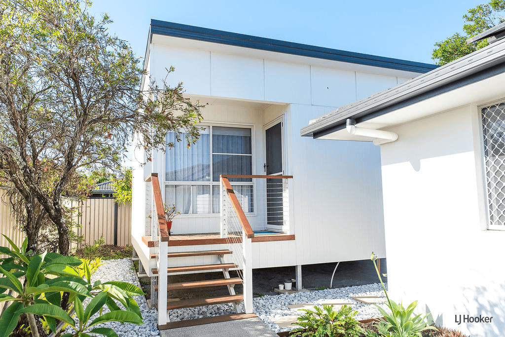 17 Kalang Street, PALM BEACH, QLD 4221