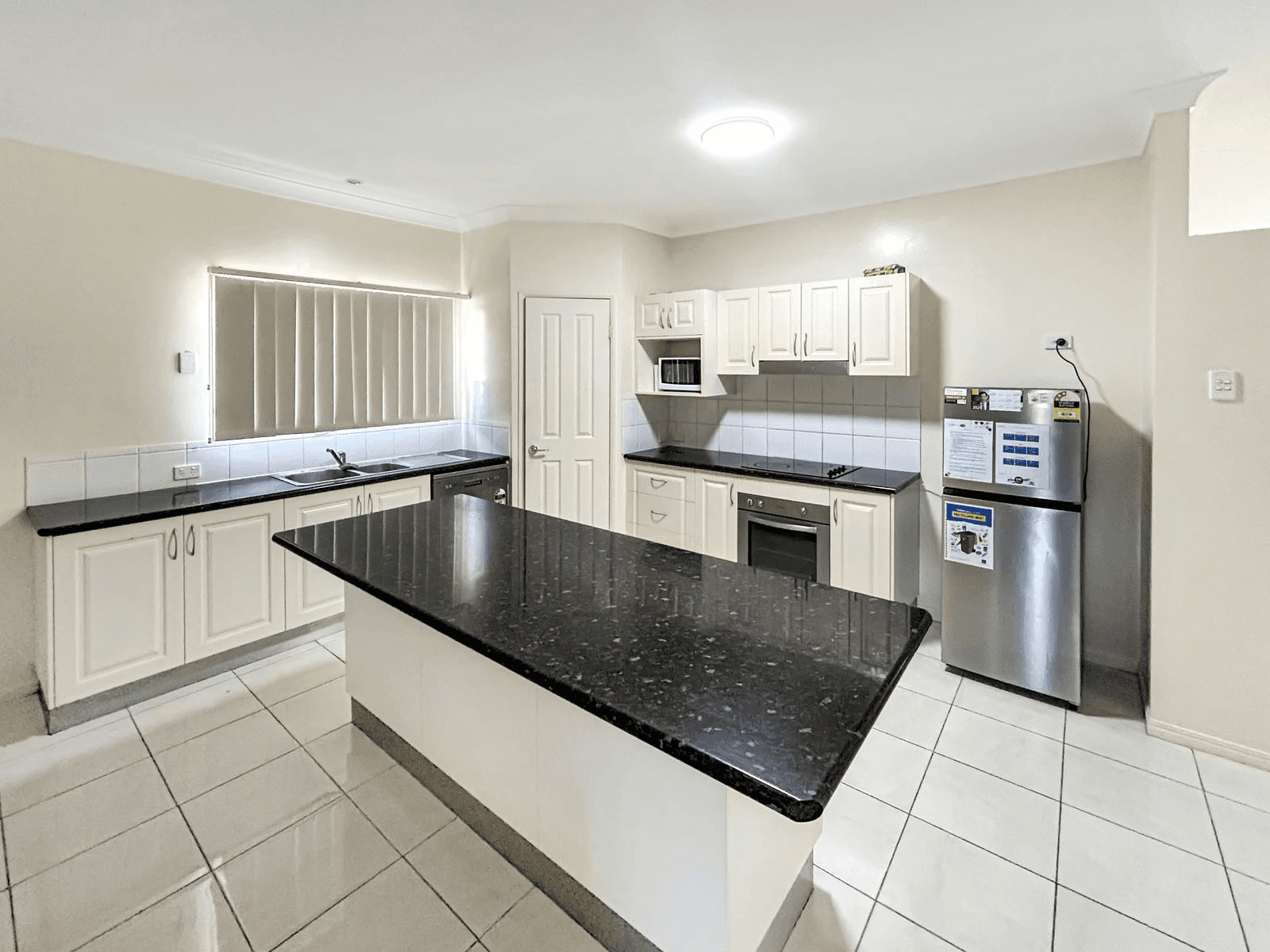 17 Moonbeam Streeet, Springfield Lakes, QLD 4300