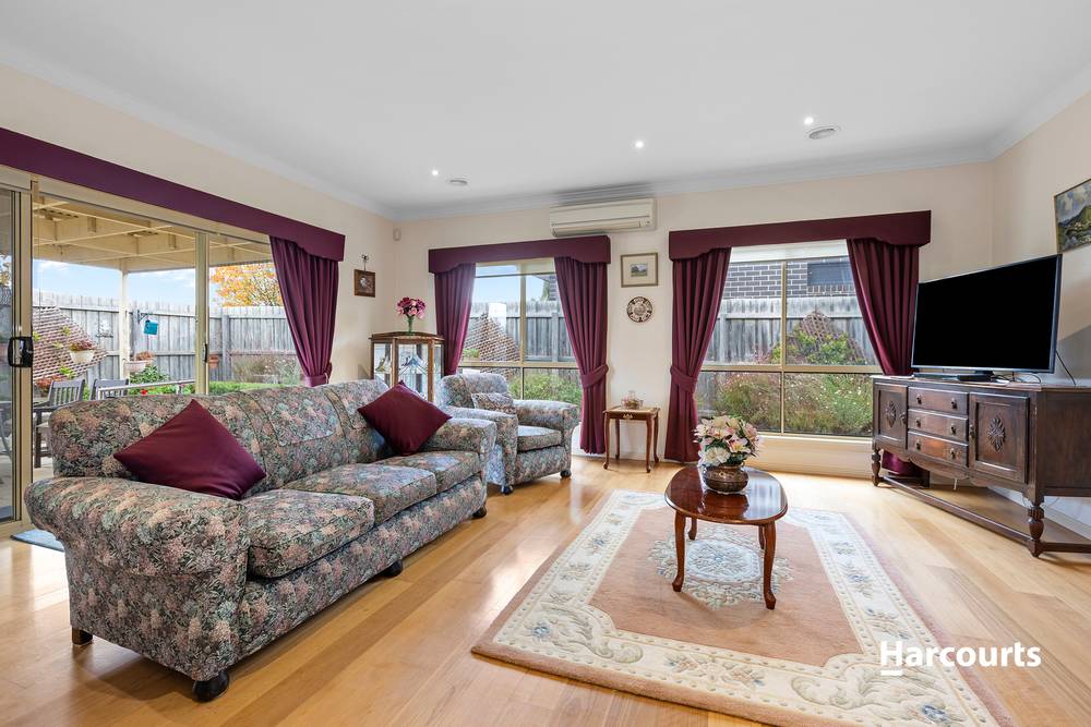 112 Rossack Drive, Waurn Ponds, VIC 3216