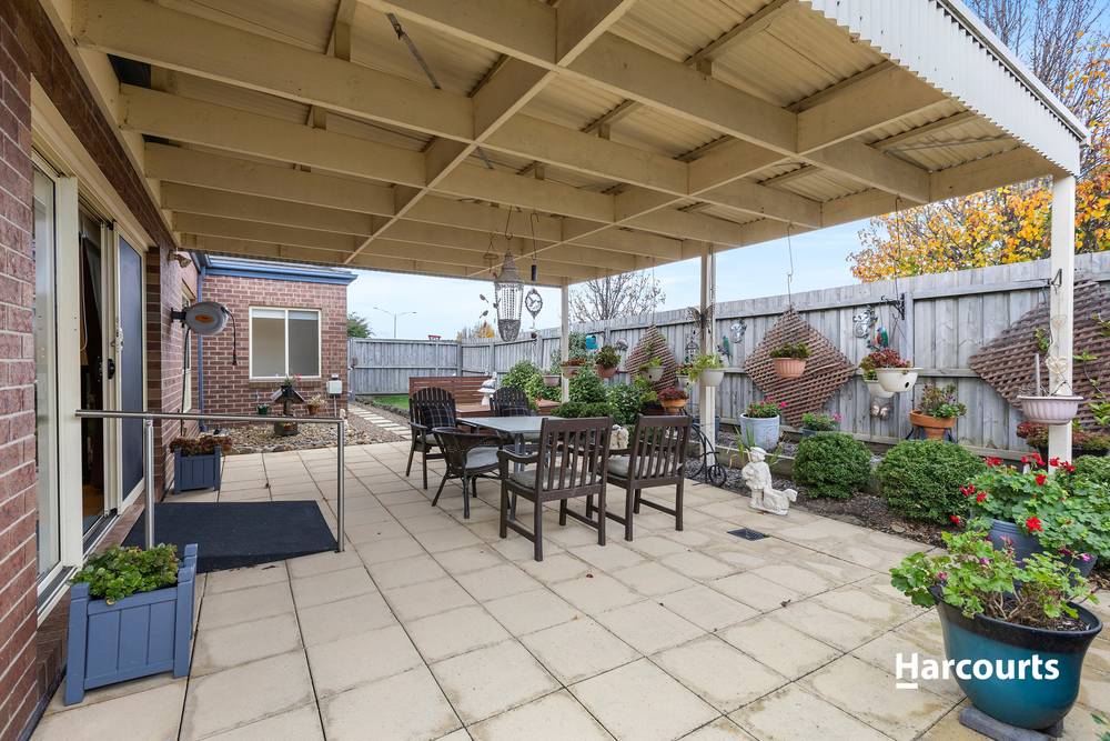 112 Rossack Drive, Waurn Ponds, VIC 3216