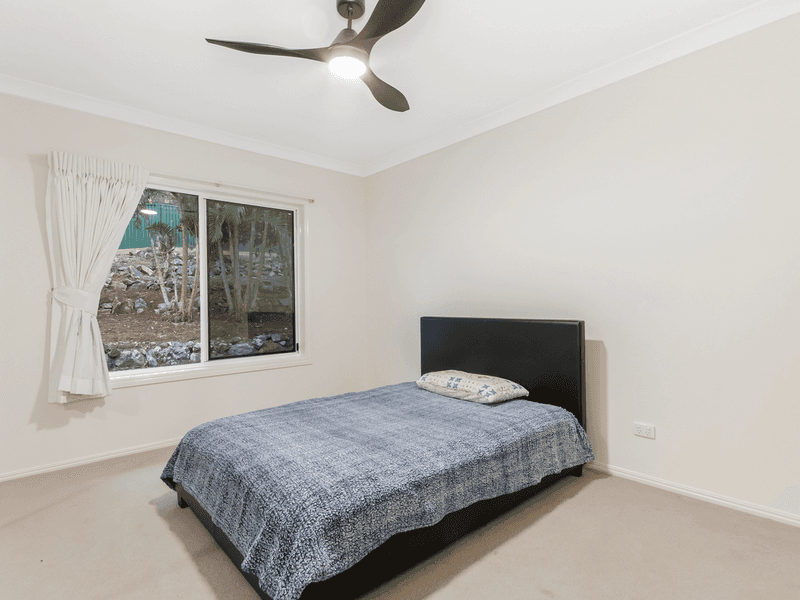 30 Stolle Court, OXENFORD, QLD 4210