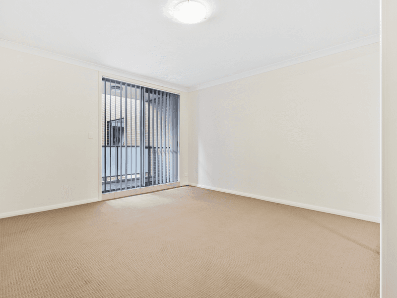 2/2 Kurrajong Road,, Casula, NSW 2170