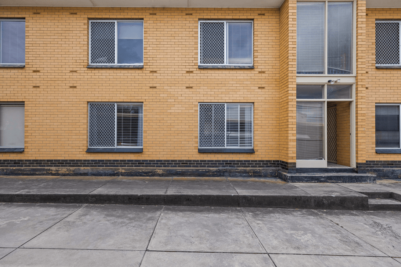 2/17 Clegowie Street, WEST BEACH, SA 5024