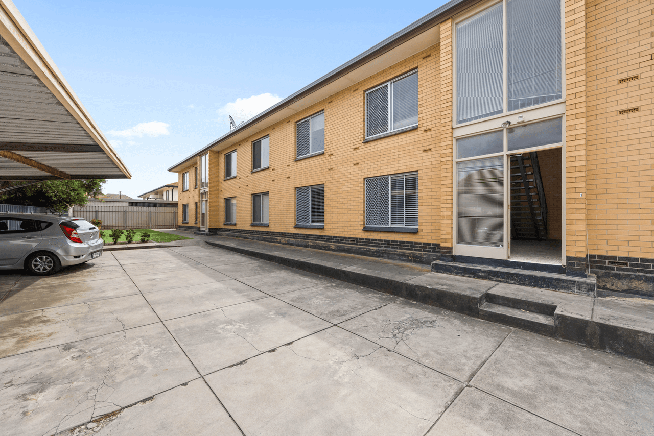 2/17 Clegowie Street, WEST BEACH, SA 5024