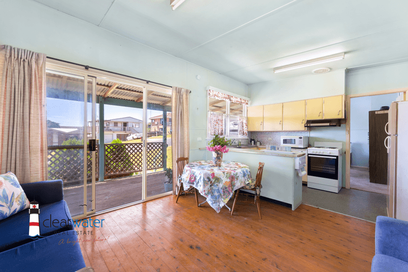 15 Montague Ave, Kianga, NSW 2546