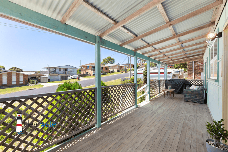 15 Montague Ave, Kianga, NSW 2546