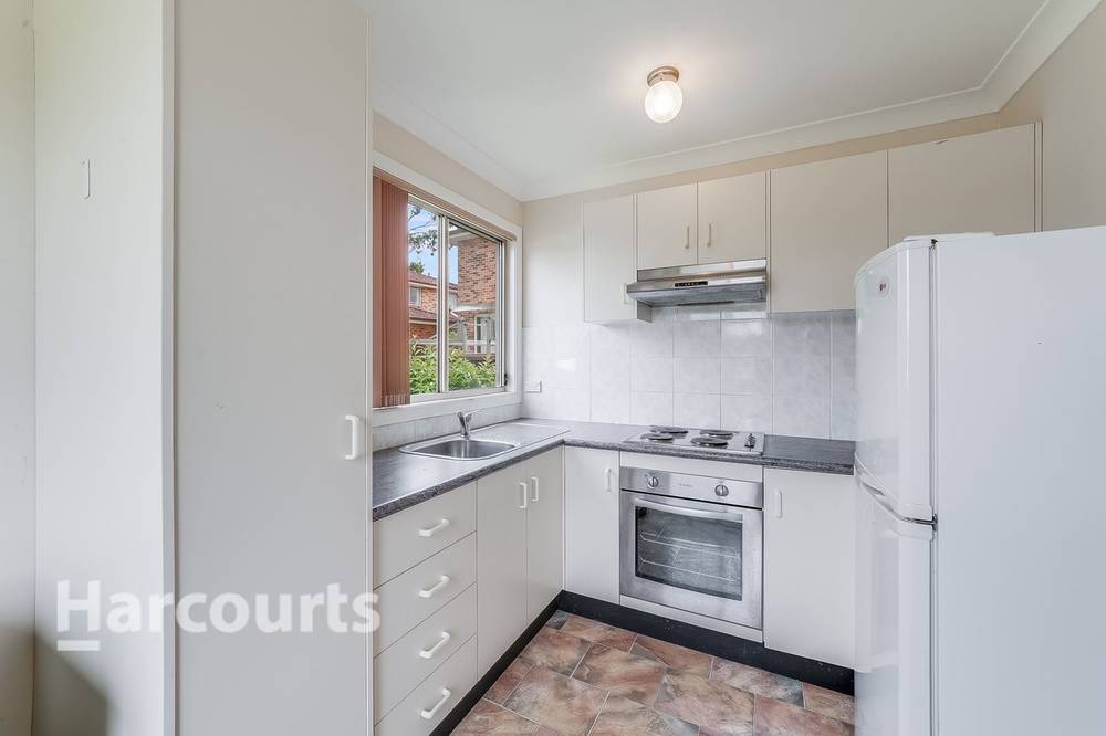 27 & 27a  Loddon Crescent, Campbelltown, NSW 2560