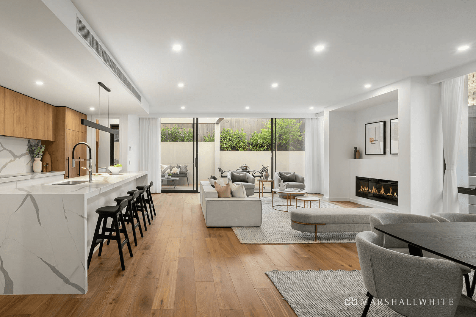 1/8A Westbourne Grove, Camberwell, VIC 3124