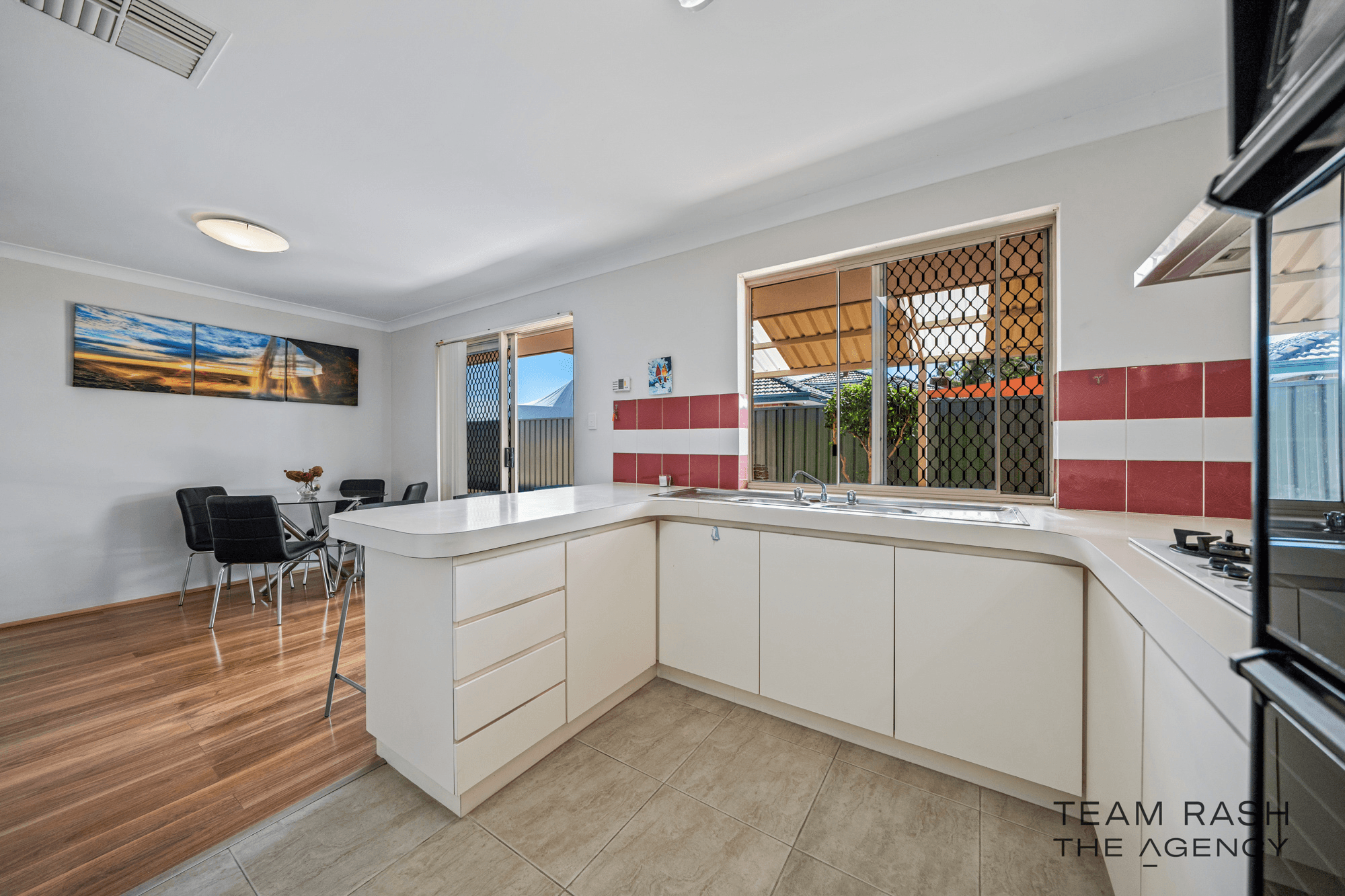 1/5 Flametree Place, Beechboro, WA 6063