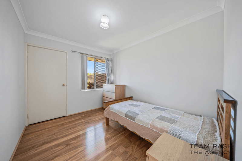 1/5 Flametree Place, Beechboro, WA 6063