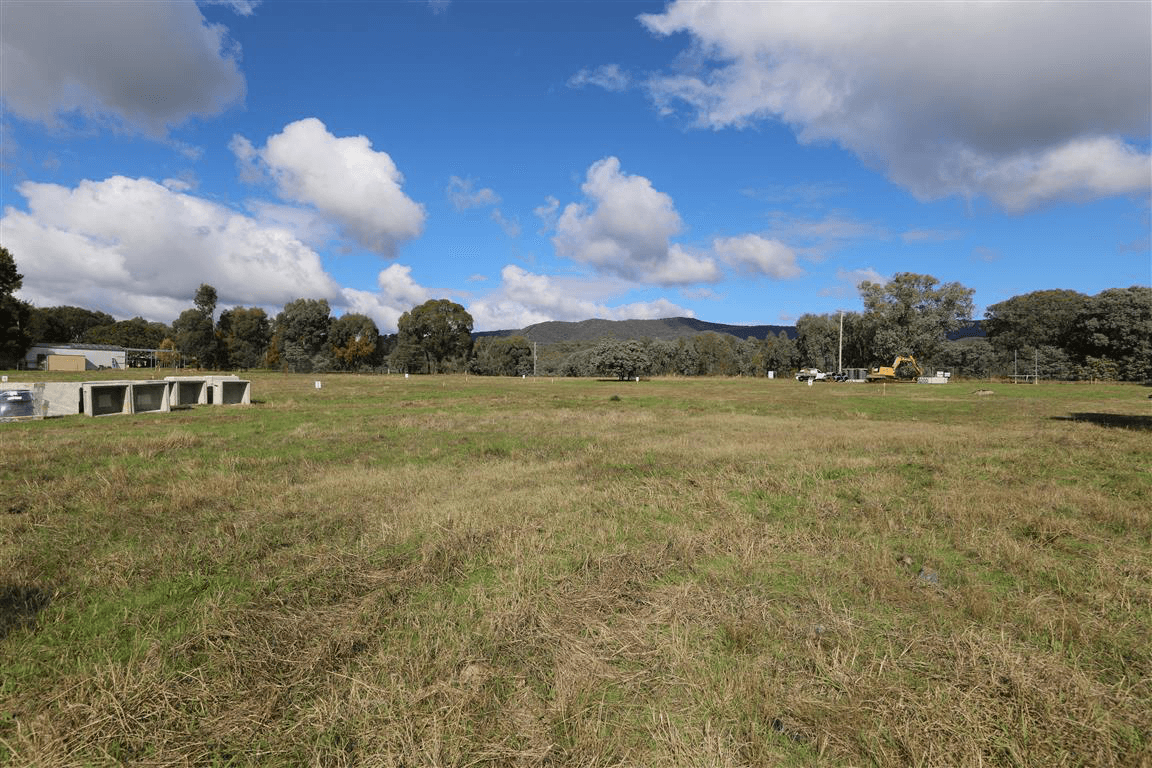 86-116 Currawong Road, TUMUT, NSW 2720