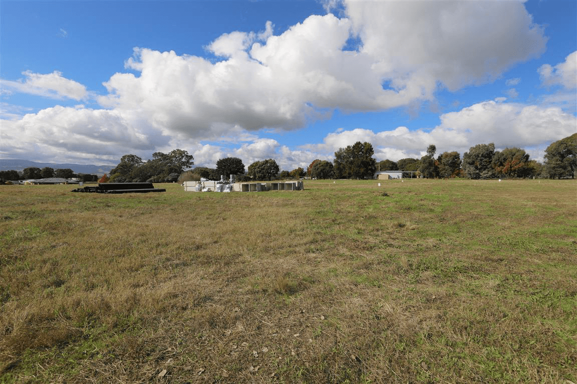 86-116 Currawong Road, TUMUT, NSW 2720