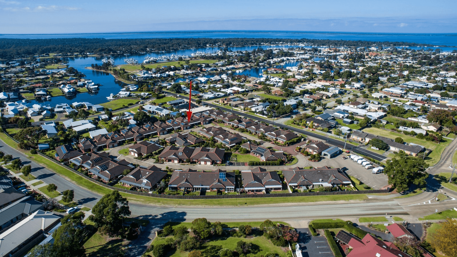 Unit 14/5 Canal Rd, Paynesville, VIC 3880