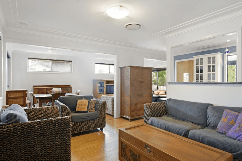 48 Breeze Street, UMINA BEACH, NSW 2257