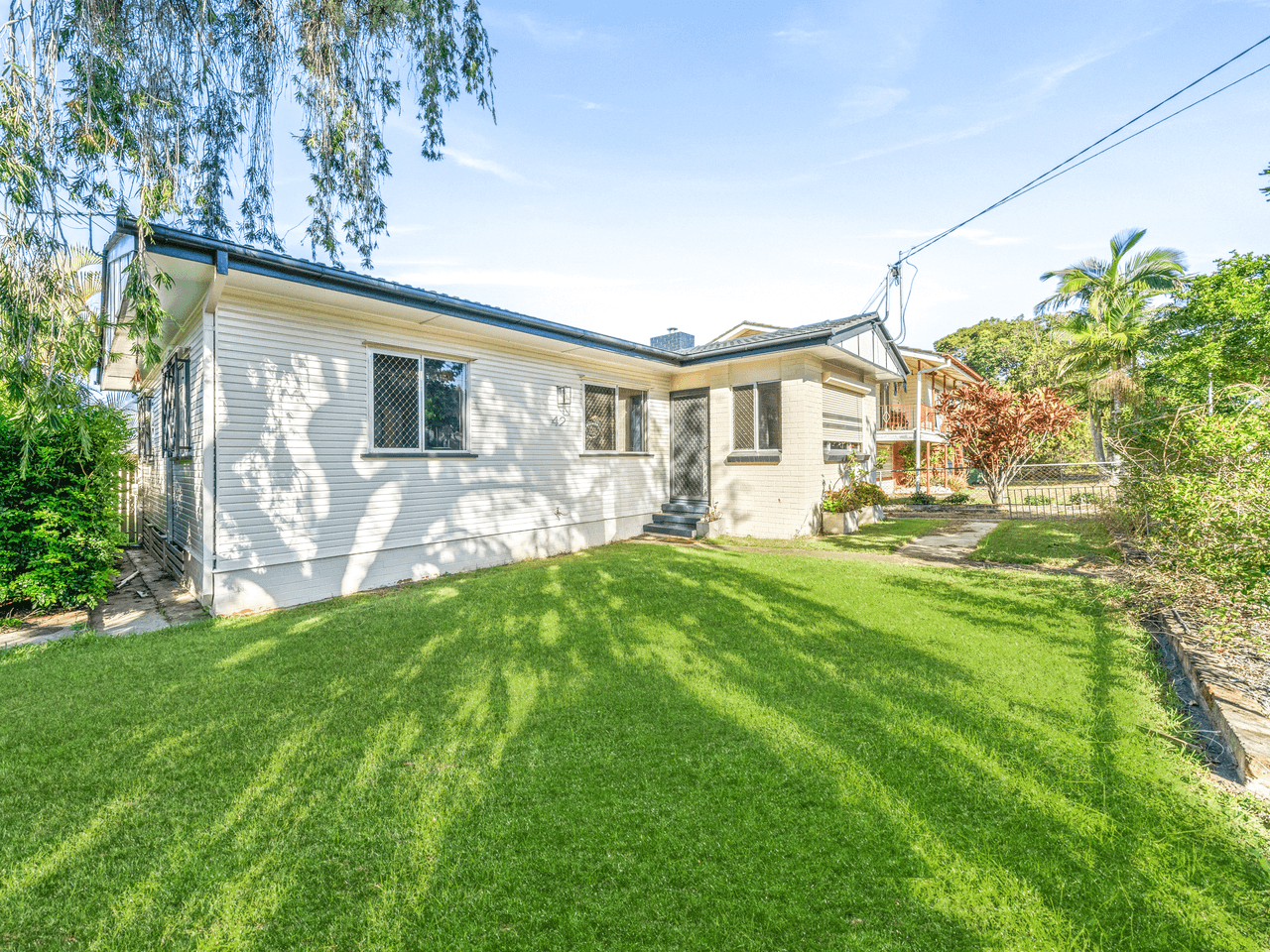 42 Raceview Street, RACEVIEW, QLD 4305