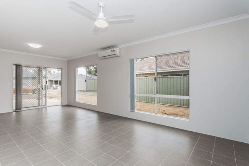 235 Lambeth Circle, WELLARD, WA 6170