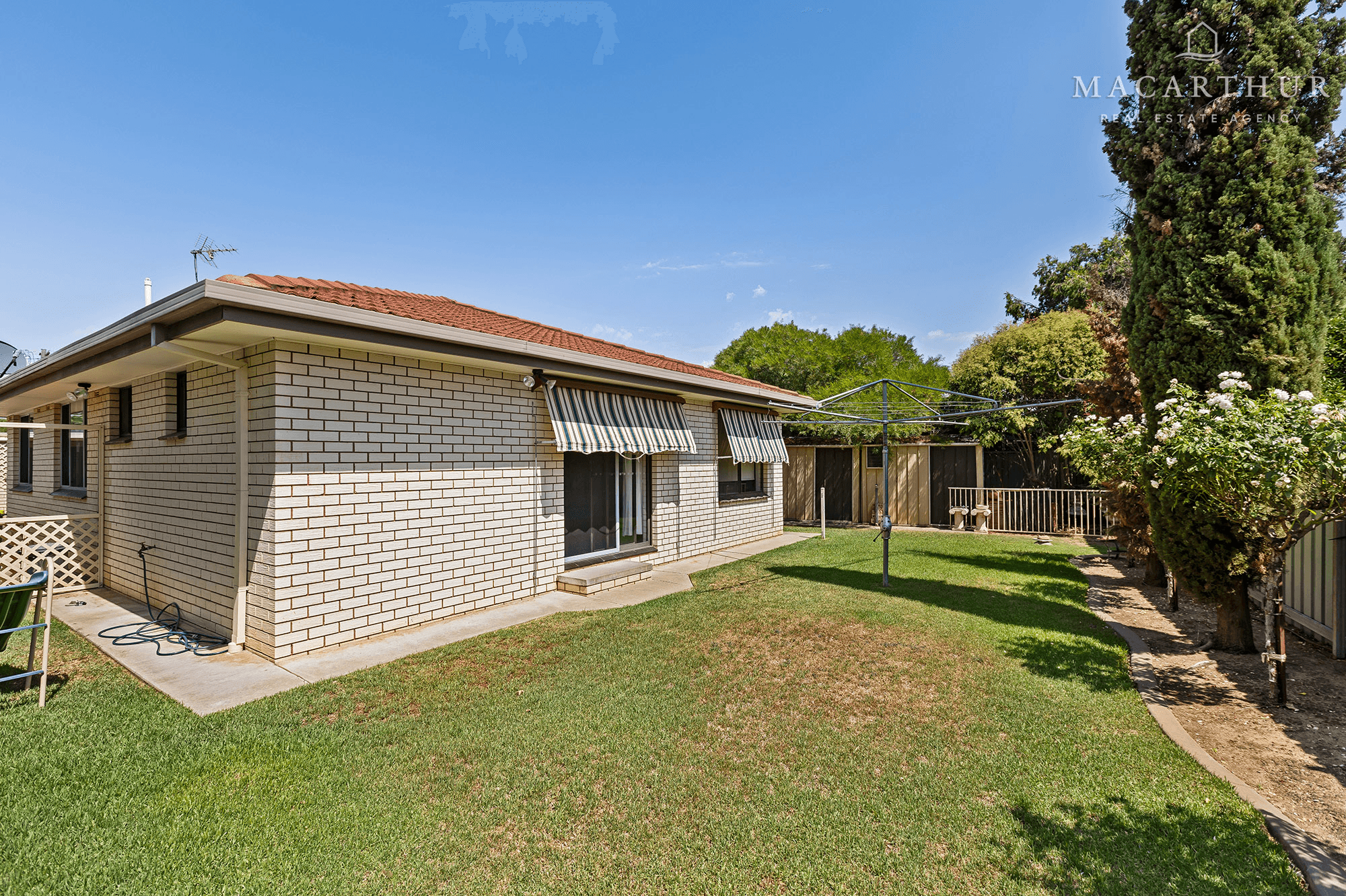 23 Huron Crescent, Lake Albert, NSW 2650