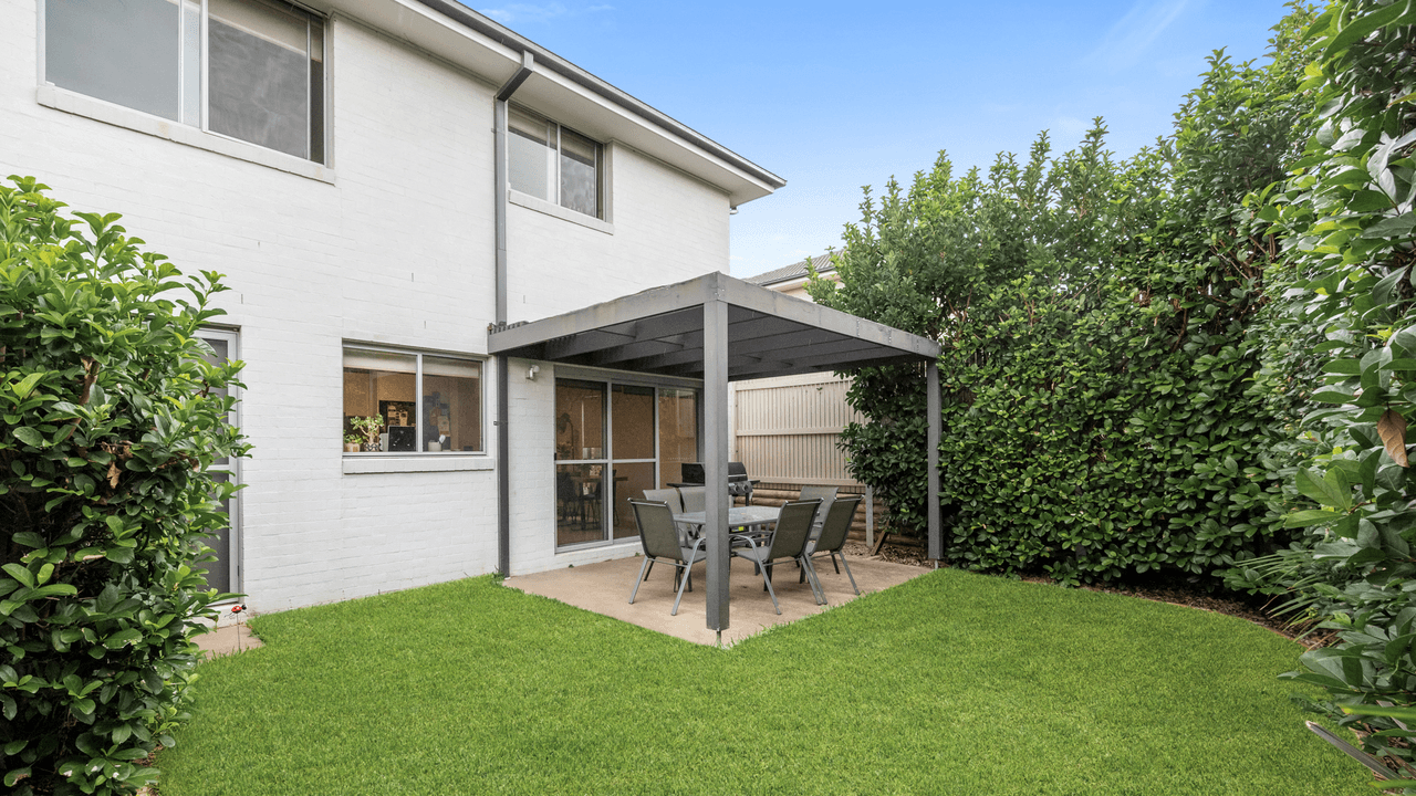 7 Morley Place, GLENFIELD, NSW 2167