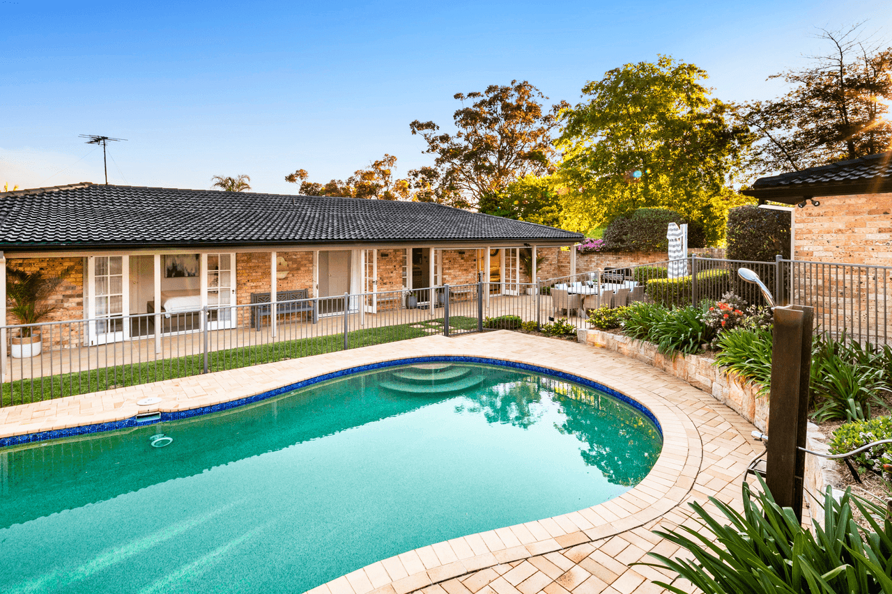 4 Oak Hill Close, ST IVES, NSW 2075