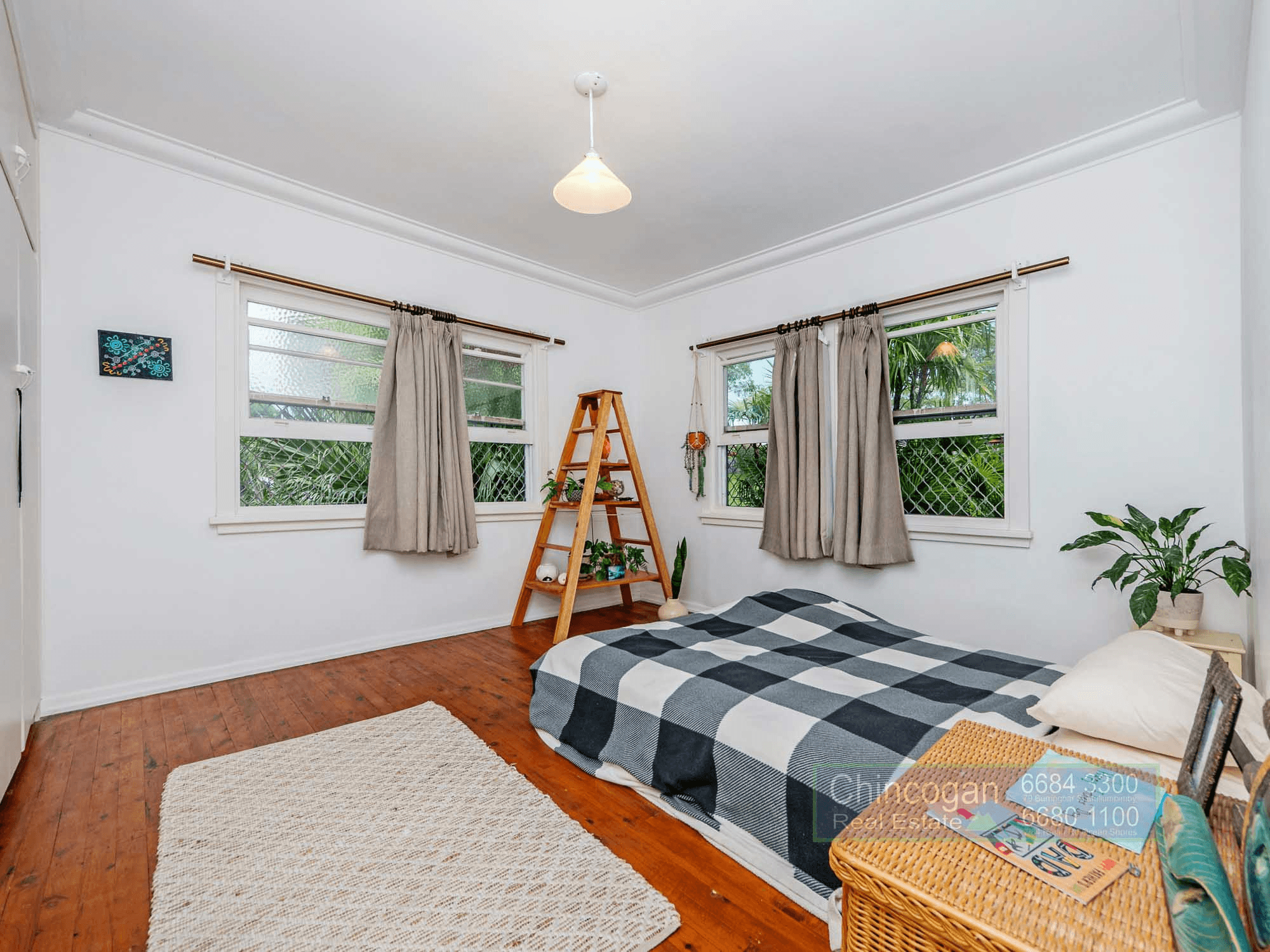 4 Nandroya Avenue, OCEAN SHORES, NSW 2483