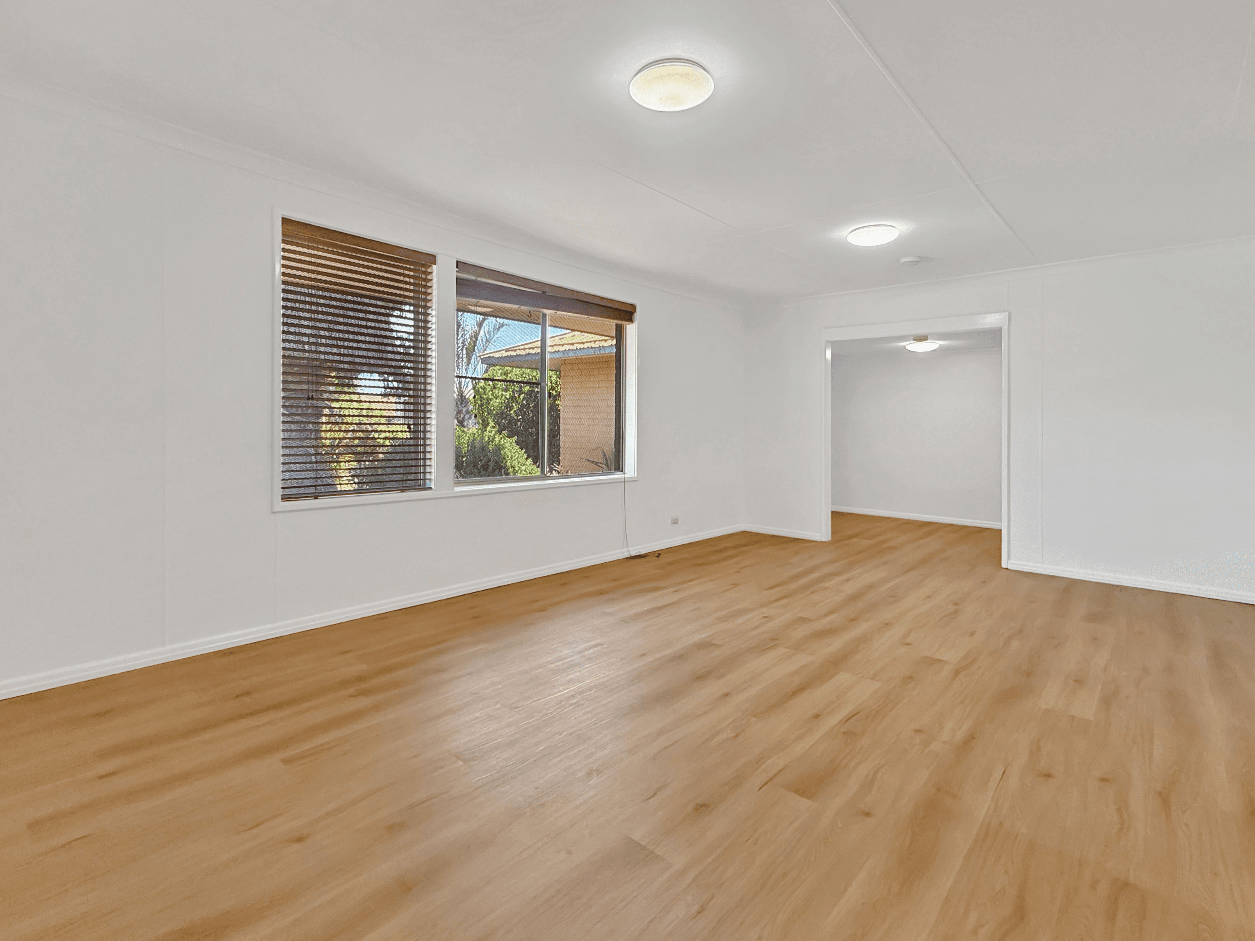 8 Flinders Crescent, Dampier, WA 6713