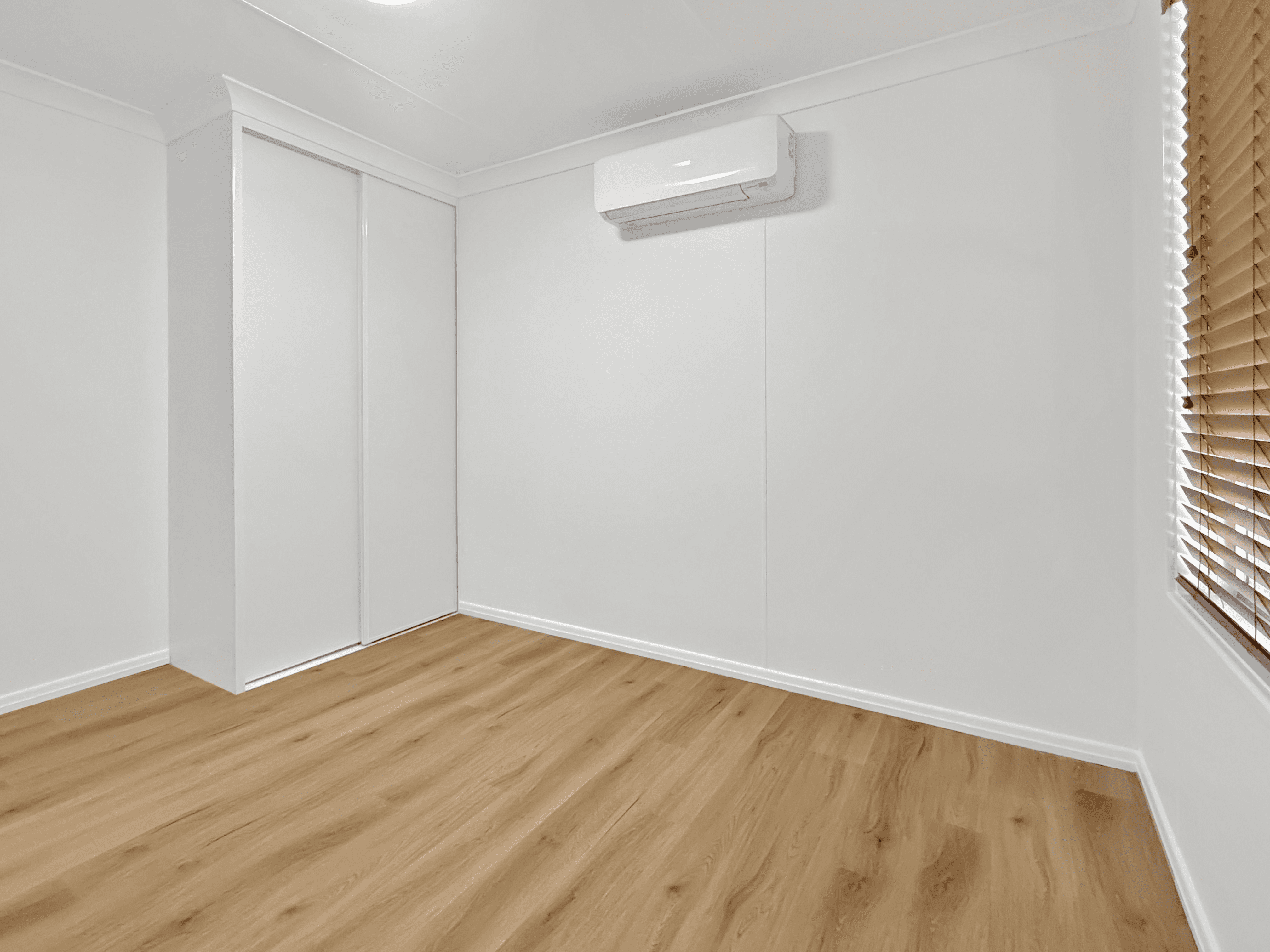 8 Flinders Crescent, Dampier, WA 6713