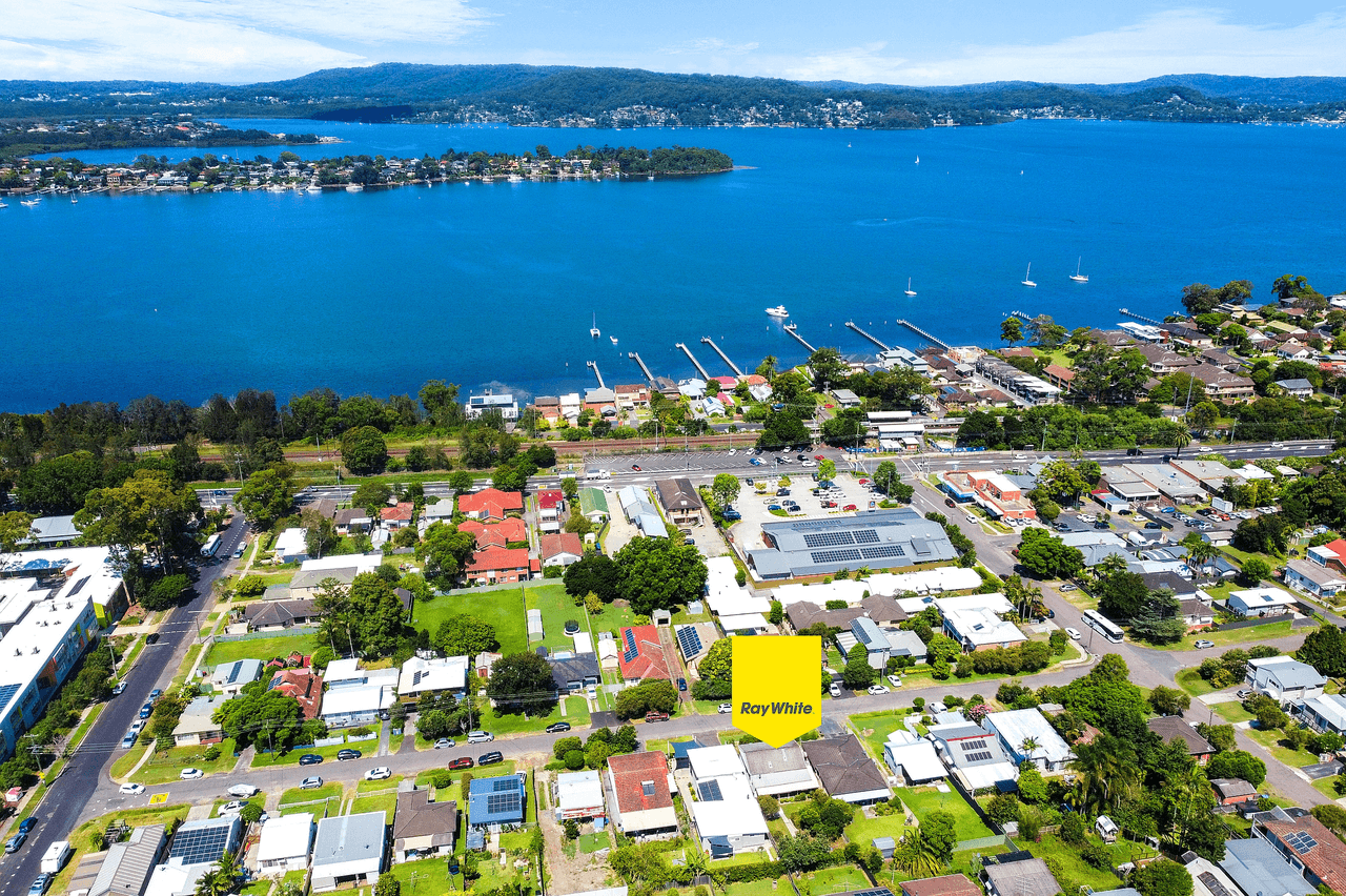 21 Nioka Avenue, POINT CLARE, NSW 2250