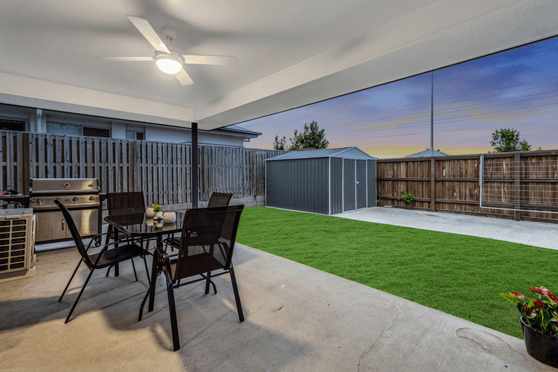 13 Moorinya Circuit, PIMPAMA, QLD 4209