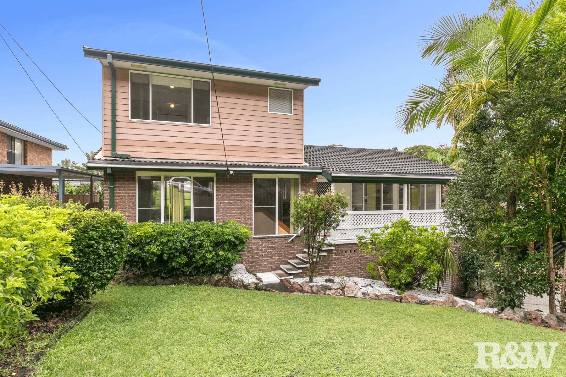 52 Wendy Drive, Point Clare, NSW 2250