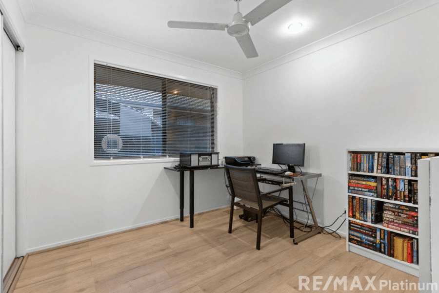 8 Bluegrass Place, MORAYFIELD, QLD 4506