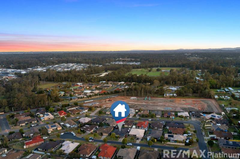 8 Bluegrass Place, MORAYFIELD, QLD 4506