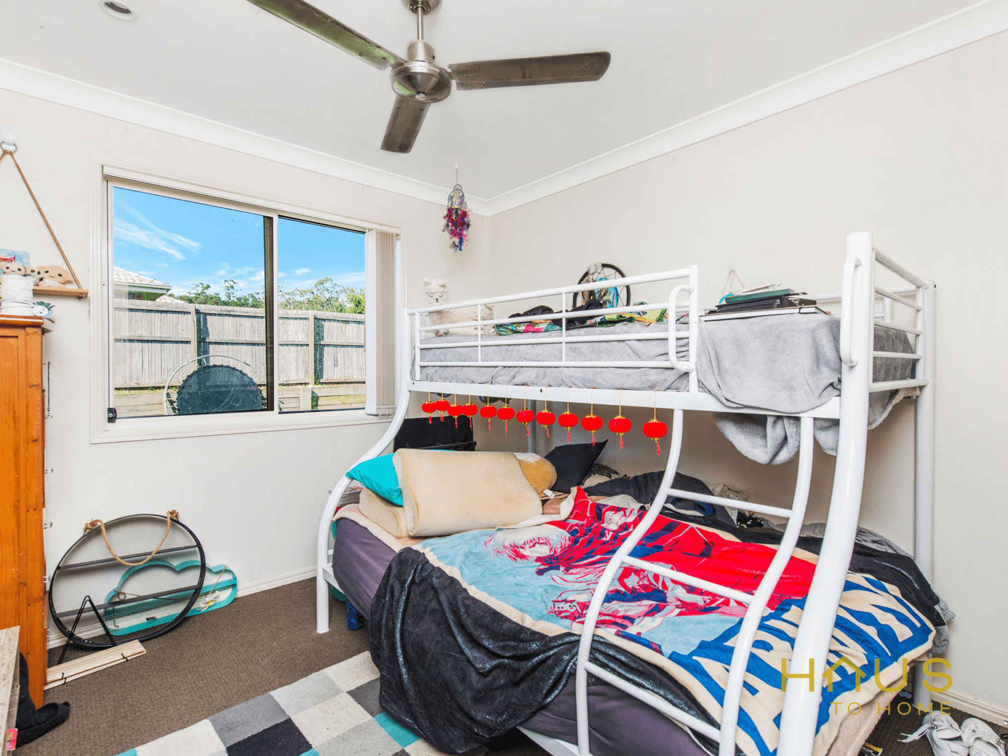 9 Phoebe Way, GLENEAGLE, QLD 4285