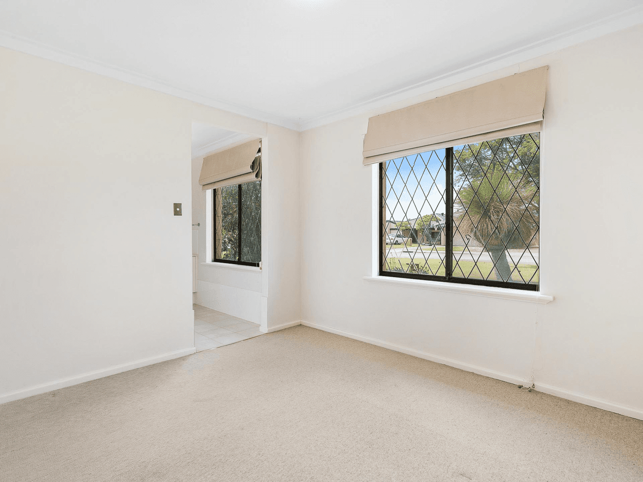 17 Jacaranda Drive, BALLAJURA, WA 6066