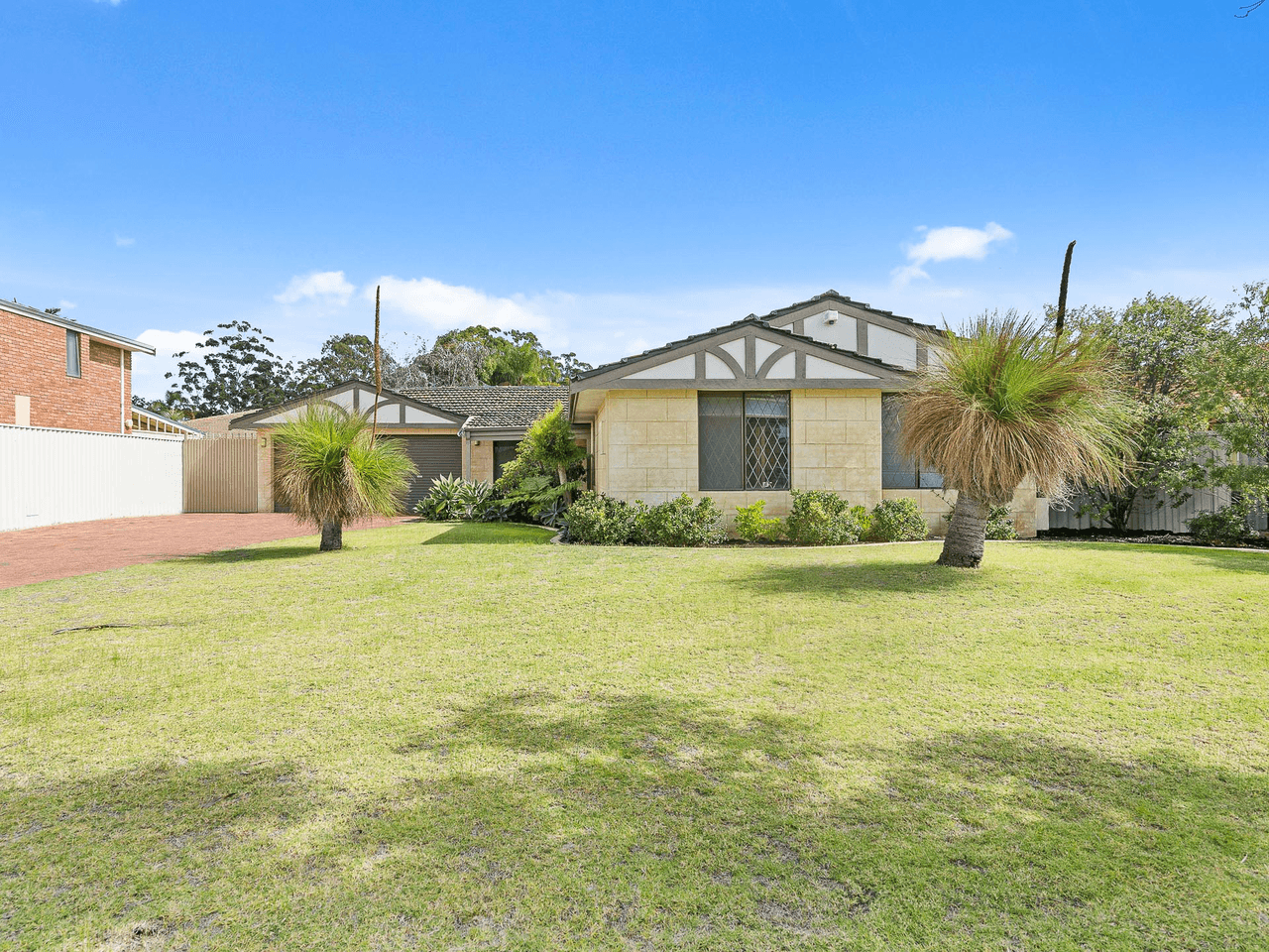 17 Jacaranda Drive, BALLAJURA, WA 6066