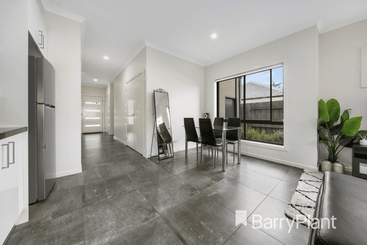 1/37 Charles Street, St Albans, VIC 3021