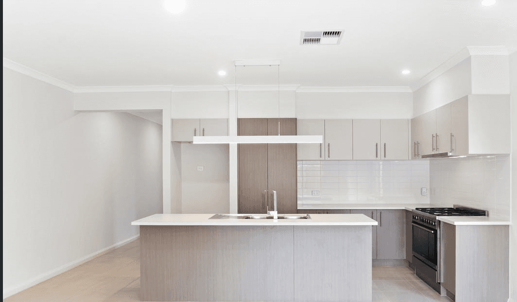 11 Kookaburra Way, WEIR VIEWS, VIC 3338