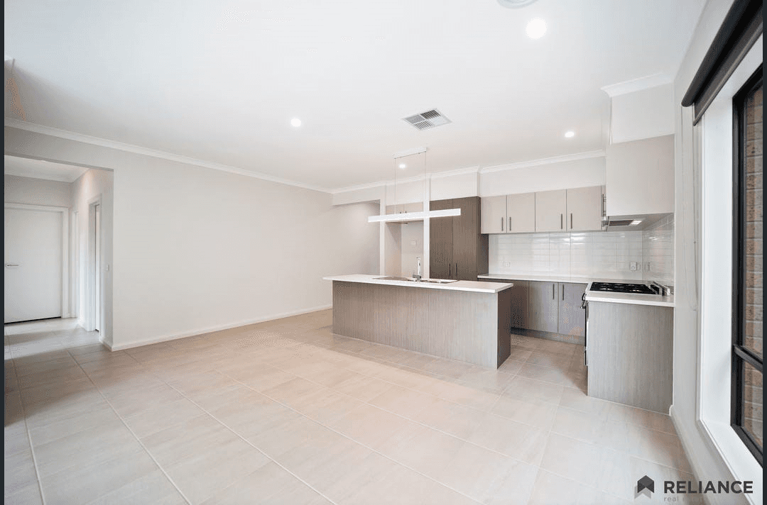 11 Kookaburra Way, WEIR VIEWS, VIC 3338