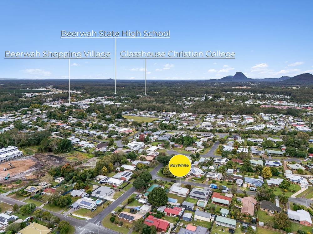 18 Tudor Court, BEERWAH, QLD 4519